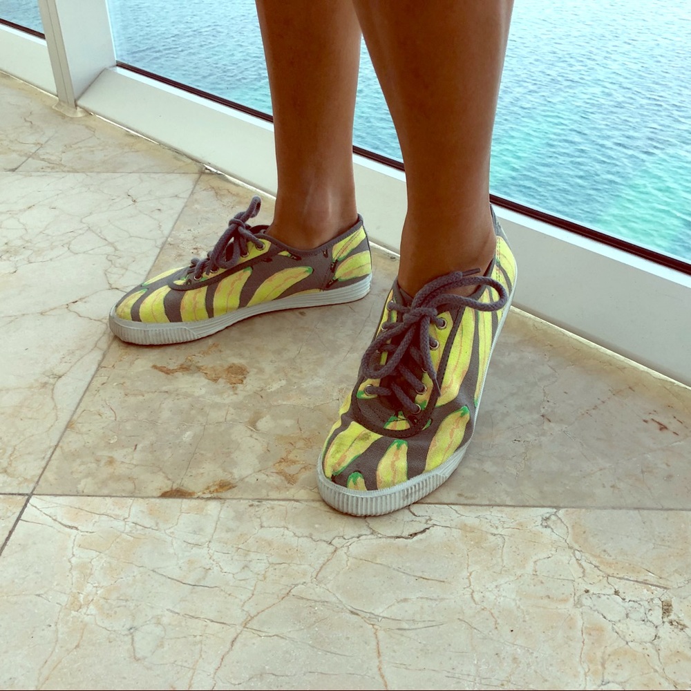 Banana sneakers!!!